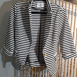 Lucy Paris 3/4 sleeve blazer